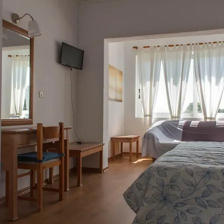 Beach House Panorama Kaliviotis منزل ريفي *